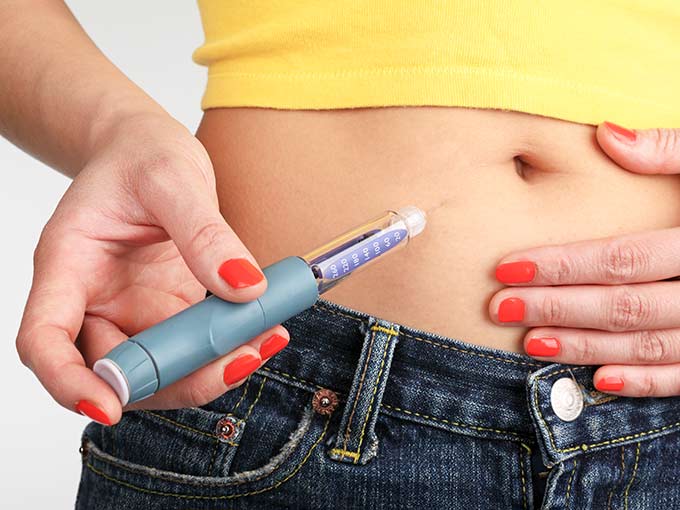 Bei pankreoprivem Diabetes ist in der Regel eine Hormontherapie nötig.